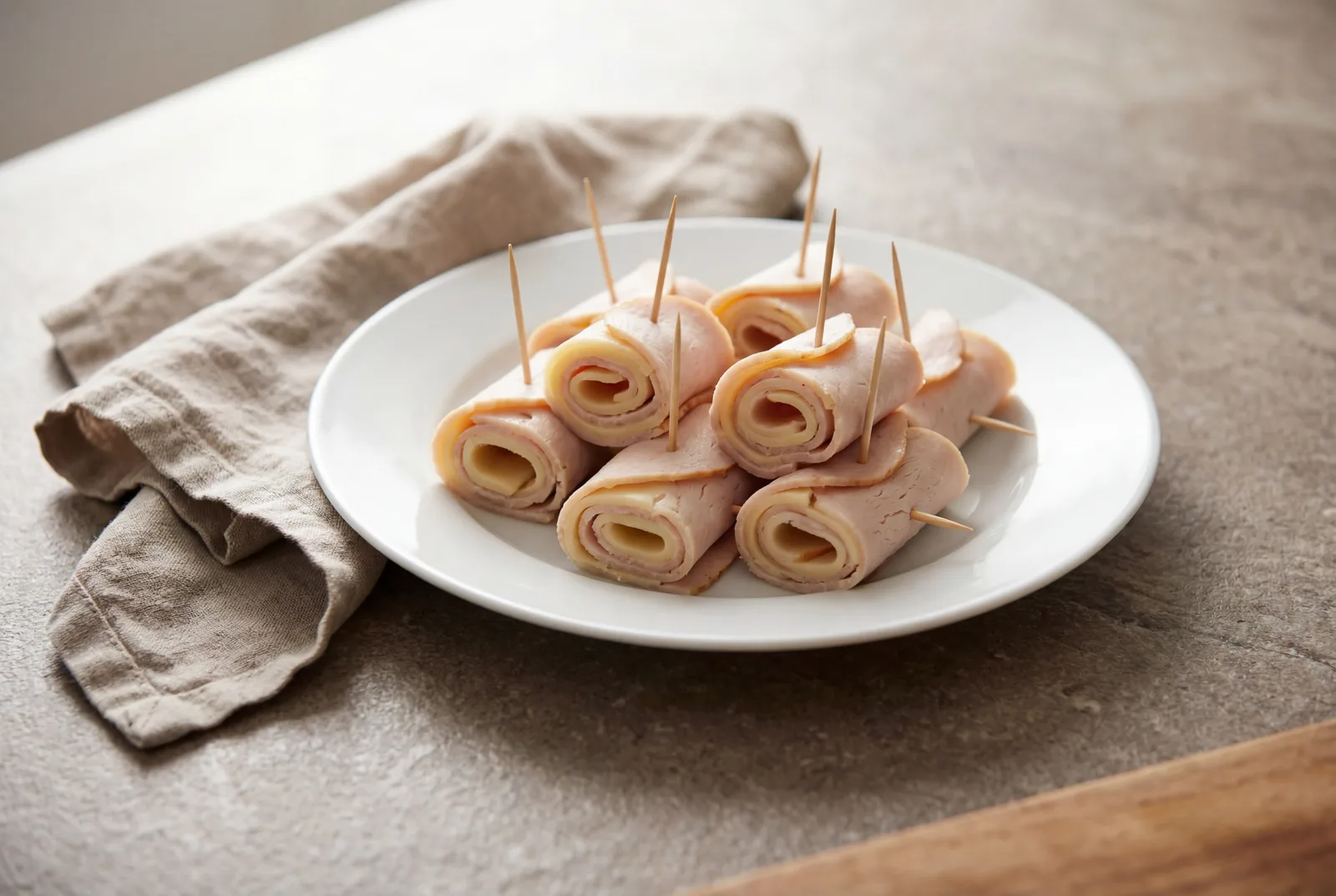 Turkey & Cheese Roll-Ups